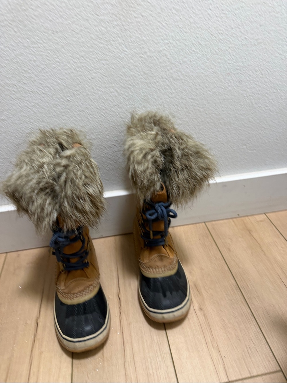 Women’s sorel winter boots size 7
